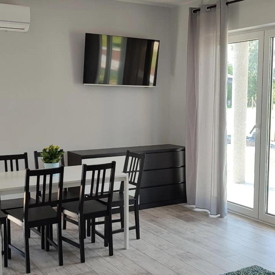 Apartamenty Wilga Z Calorocznym Jacuzzi I Letnim Basenem Exterior foto