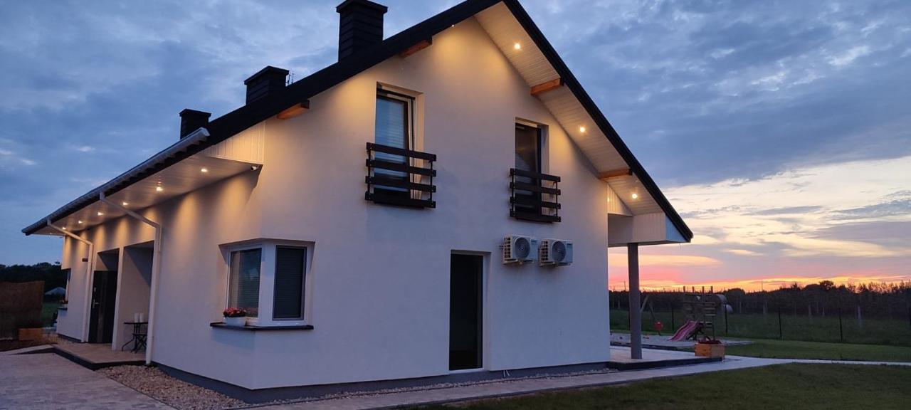 Apartamenty Wilga Z Calorocznym Jacuzzi I Letnim Basenem Exterior foto